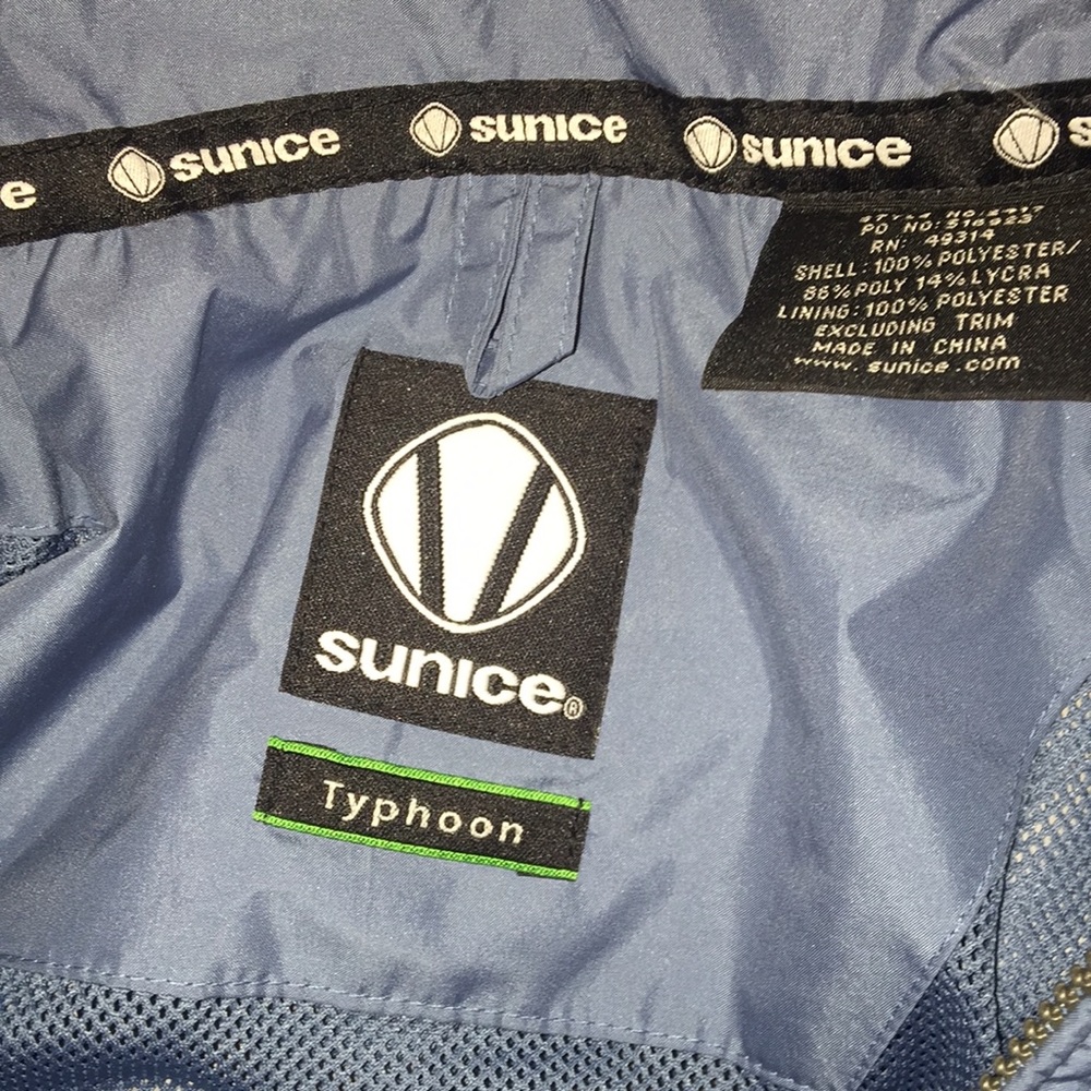 Sunice Windbreaker Light Jacket - image 3